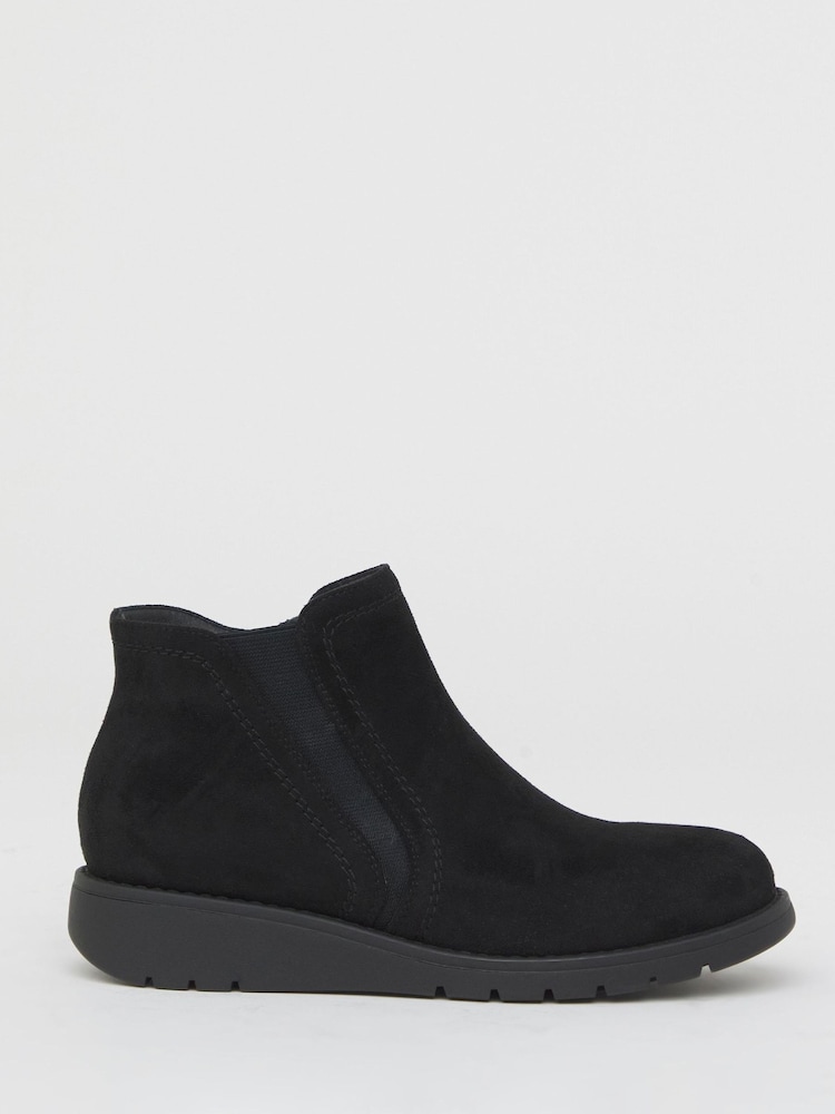 JD Williams Black Extra Wide Fit Heavenly Soles Low Wedge Chelsea Boots - Image 2 of 3 JD Williams Black Extra Wide Fit Heavenly Soles Low Wedge Chelsea Boots - Image 2 of 3
