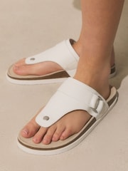 White Toe Thong Footbed Sandals With Hardware - Image 5 of 5