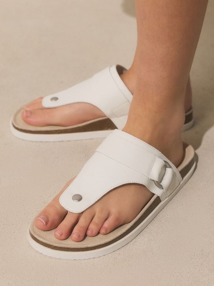 White Toe Thong Footbed Sandals With Hardware - Image 5 of 5