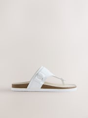 白色 - Toe Thong Footbed Sandals With Hardware - 圖片 7/9