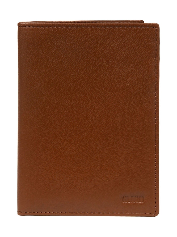 Cultured London 'Thomas' Leather Passport Holder - Image 1 of 4