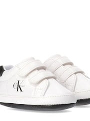 حذاء رياضي بقبة منخفضة بشريط لاصق من Calvin Klein - Image 4 of 5