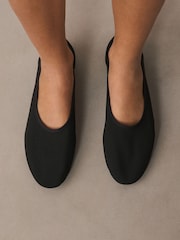 שחור - Forever Comfort High Cut Mesh Ballerina Flat Shoes - תמונה 2 מתוך 5