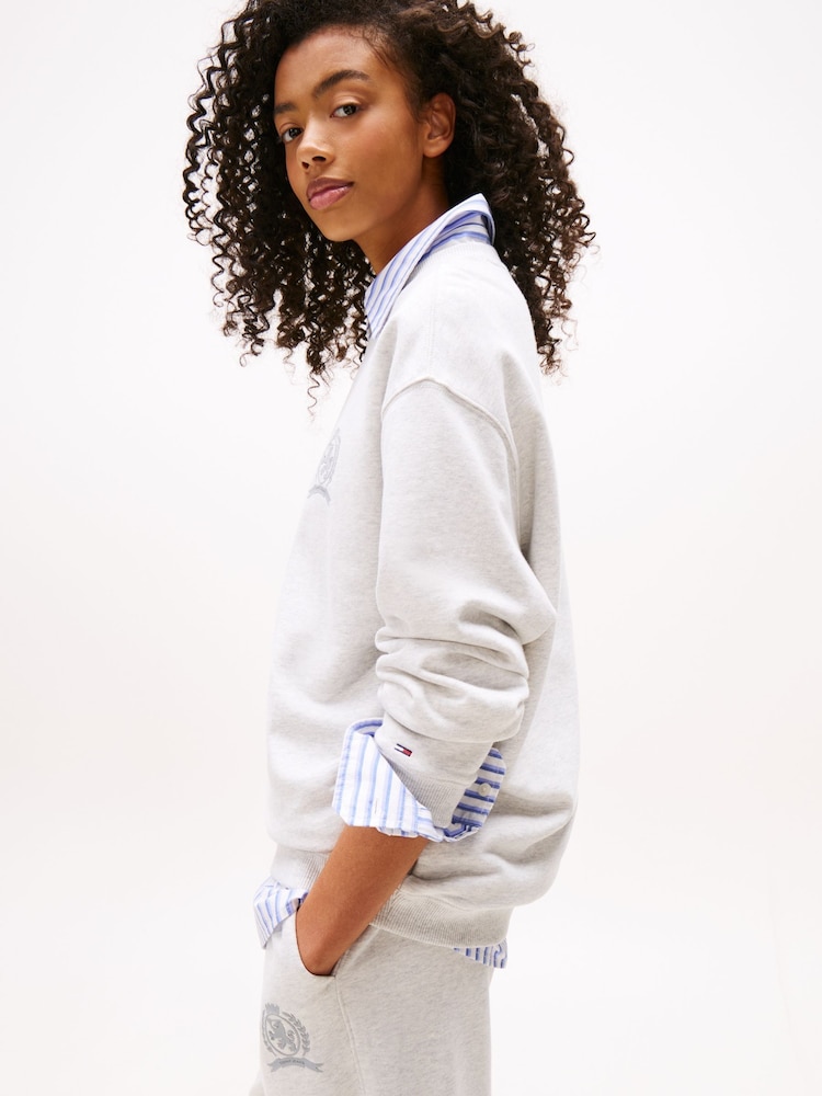 Tommy Jeans Grey Relaxed Jumper - Image 2 of 5 Tommy Jeans Grey Relaxed Jumper - Image 2 of 5