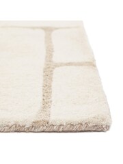 Gallery Home White Denver Tufted Graphic Rug - Image 5 of 6
