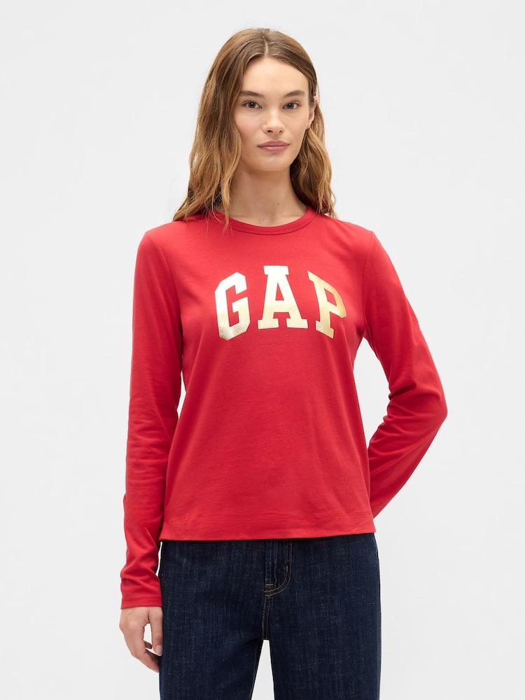 Gap Red Favourite Logo T-Shirt - Image 1 of 4 Gap Red Favourite Logo T-Shirt - Image 1 of 4