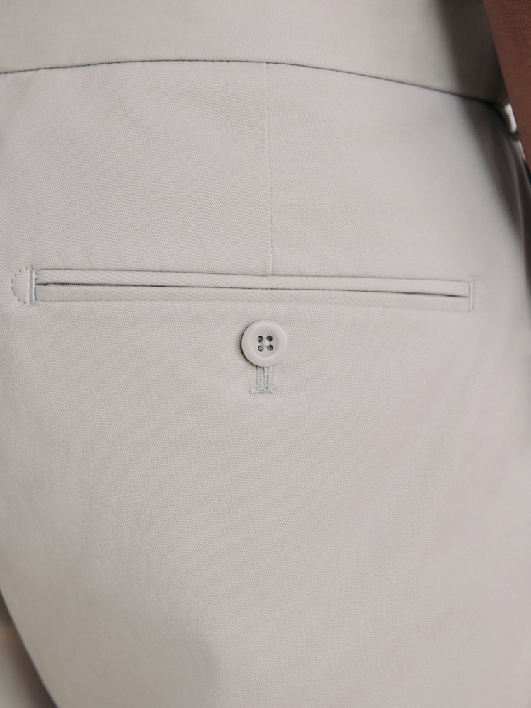 عاجي - قياس مستقيم - بنطلون تشينو مريح للغاية بتقنية Motionflex - صورة 5 من 5