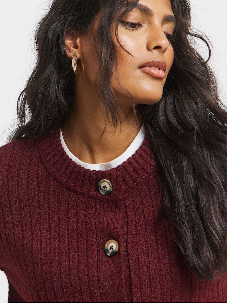 Simply Be Red Crew Neck Ribbed Knitted Cardigan - Image 4 of 4 Simply Be Red Crew Neck Ribbed Knitted Cardigan - Image 4 of 4