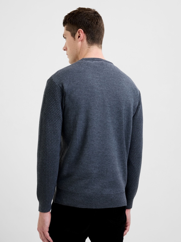 French Connection Diamond Jacquard Textured Crew Neck Long Sleeve Jumper - Imagem 2 de 5