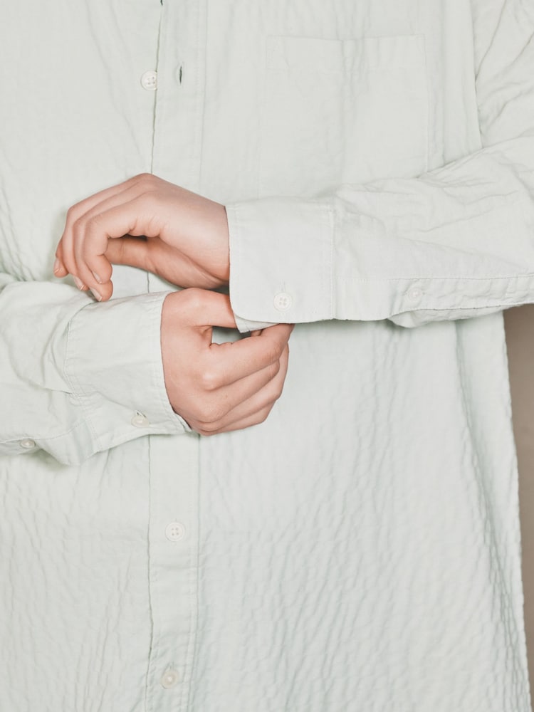 أخضر فاتح - Drummed Texture Long Sleeve Shirt - Image 5 of 5