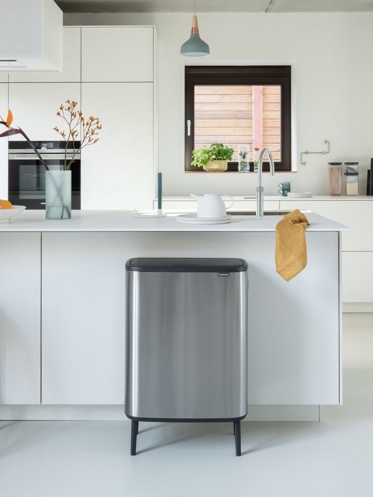 Brabantia Matt Steel Fingerprint Proof Bo Touch Hi Bin 2 x 30L - Image 1 of 6 Brabantia Matt Steel Fingerprint Proof Bo Touch Hi Bin 2 x 30L - Image 1 of 6