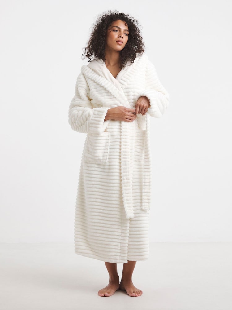Simply Be Cream Pretty Secrets Luxury Maxi Gown - Image 1 of 4 Simply Be Cream Pretty Secrets Luxury Maxi Gown - Image 1 of 4