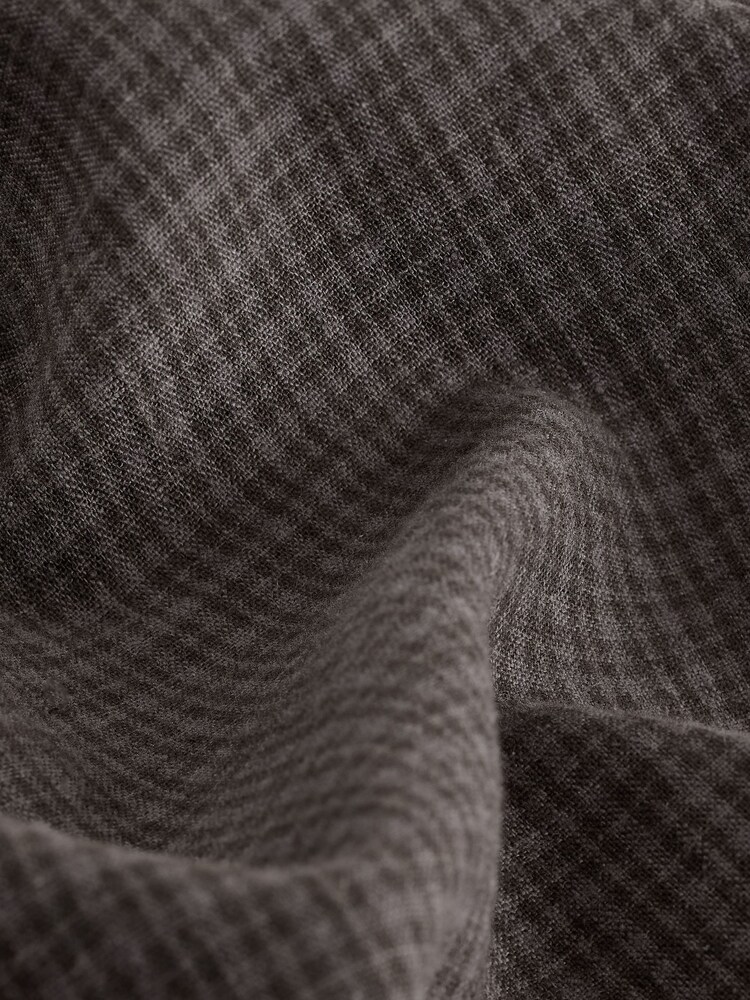 بني - EDIT Baggy Fit Linen Rich Checkered Trousers With Elasticated Waist - Image 10 of 10 بني - EDIT Baggy Fit Linen Rich Checkered Trousers With Elasticated Waist - Image 10 of 10