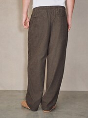 بني - EDIT Baggy Fit Linen Rich Checkered Trousers With Elasticated Waist - Image 4 of 10