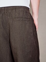 بني - EDIT Baggy Fit Linen Rich Checkered Trousers With Elasticated Waist - Image 6 of 10