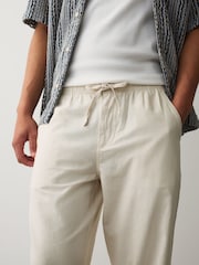 Hellgrau - Hosen aus Leinen-Baumwoll-Blend mit elastischem Bund - Bild 2 von 6