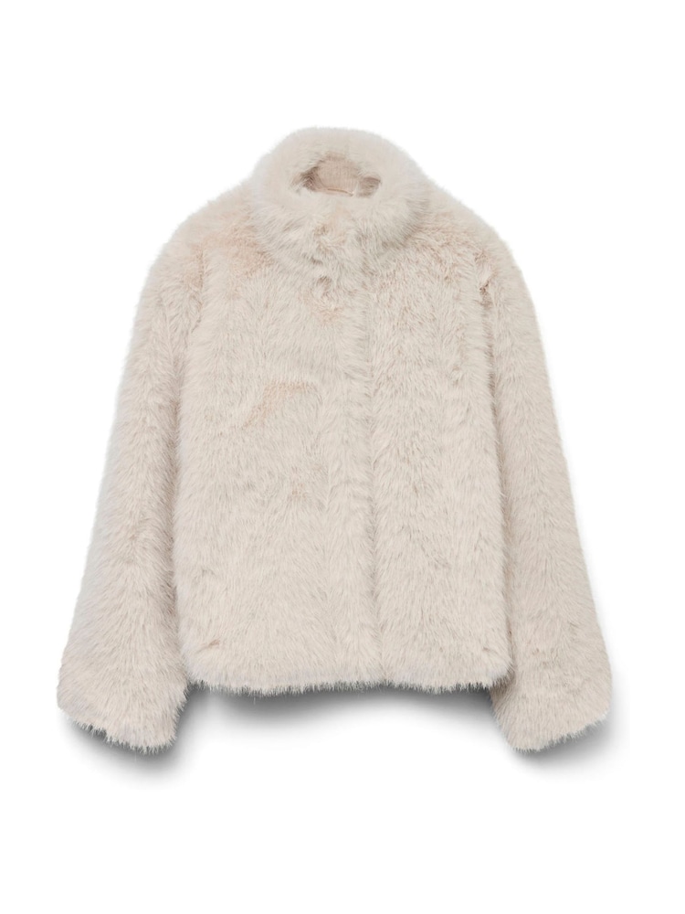 VERO MODA Cream Short Faux Fur Jacket - Image 5 of 5 VERO MODA Cream Short Faux Fur Jacket - Image 5 of 5
