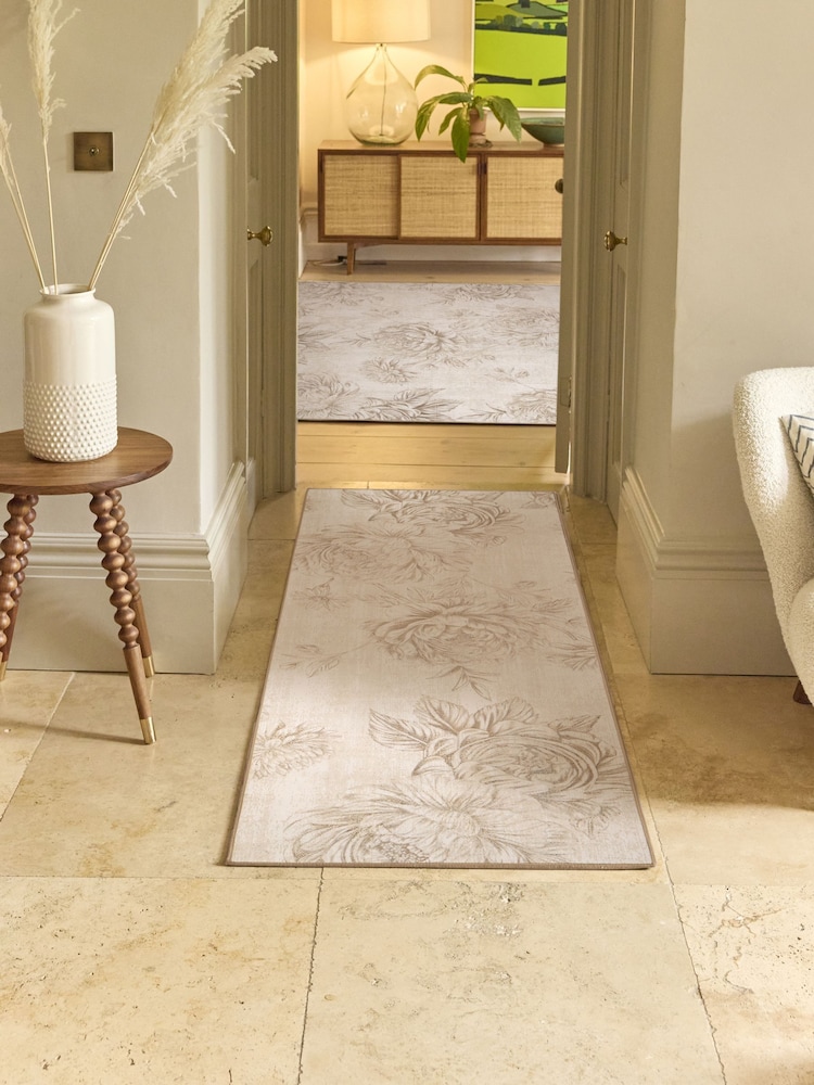 Hug Rug Cream Muted Floral Print Runner - Image 2 of 4