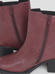 Simply Be Red Wide Fit Block Heel Chelsea Boot - Image 4 of 4