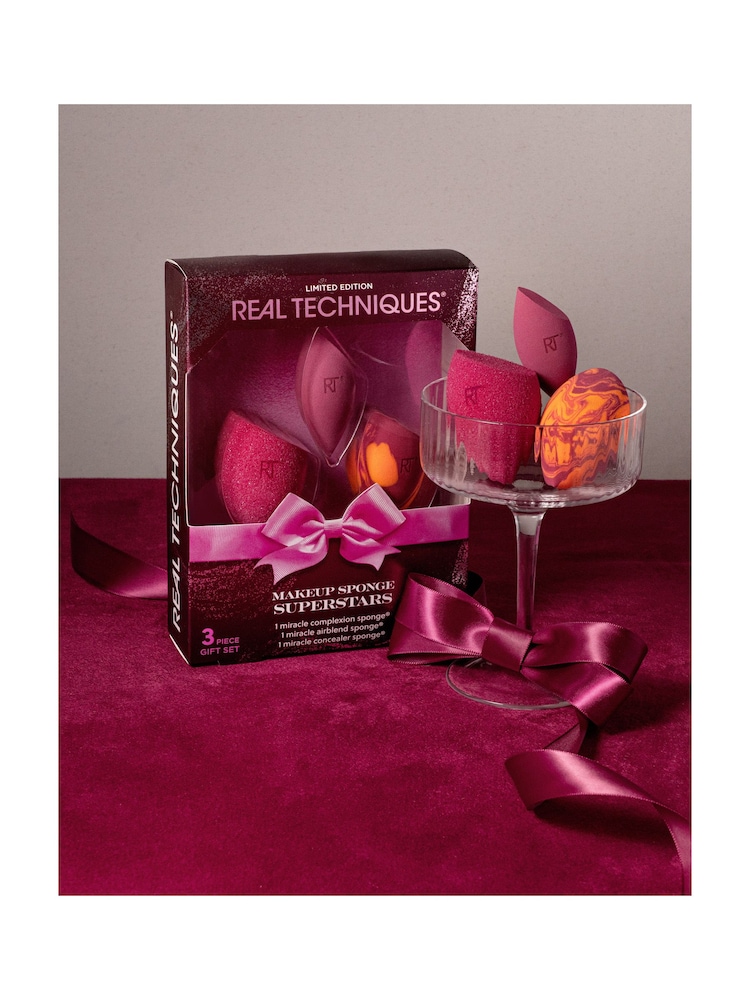 Real Techniques Make Up Sponge Superstars (Worth £21) - Image 4 of 4 Real Techniques Make Up Sponge Superstars (Worth £21) - Image 4 of 4