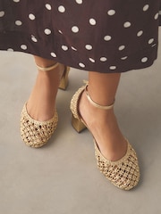 सुन - Forever Comfort® Floral Weave Block Heels - 7मध्ये 2 तस्बिर