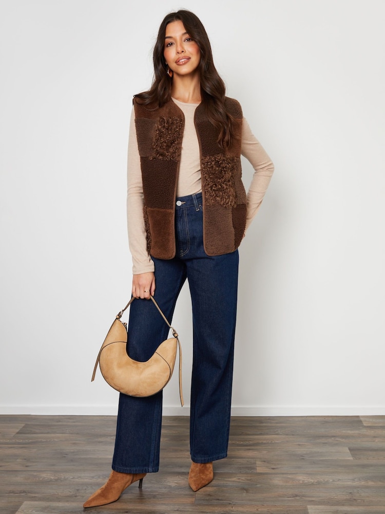 Threadbare Brown Patchwork Borg Gilet - Image 4 of 4 Threadbare Brown Patchwork Borg Gilet - Image 4 of 4