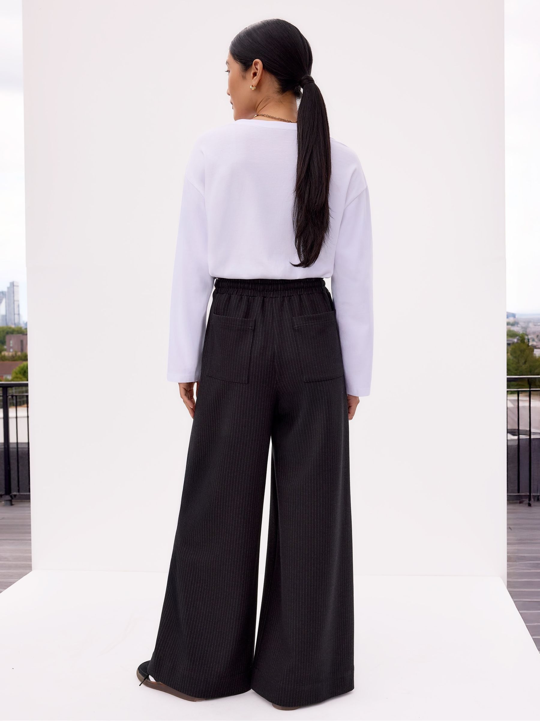 Next：日本 Ro&Zo ピンストライプ ワイドレッグ パンツ from Next Japan