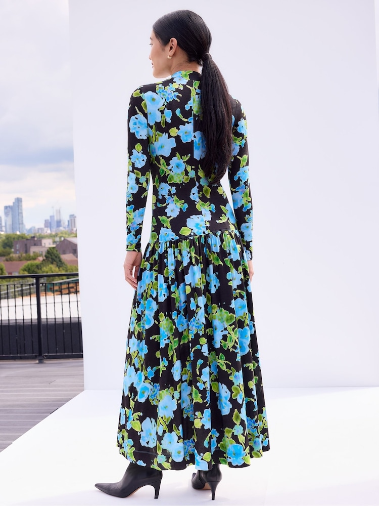 Ro&Zo Blue Petite Floral Dropped Waist Jersey Dress - Image 2 of 3