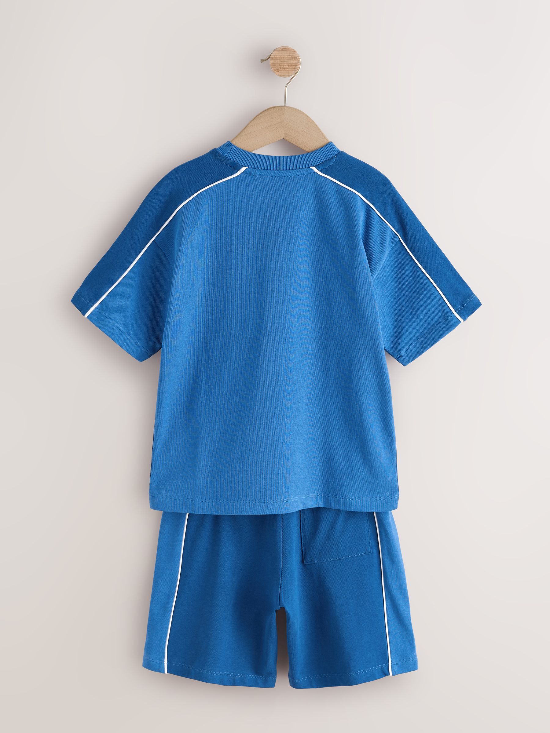 Next：日本 ブルー - カラーブロック・半袖 Tシャツ ＆ ショートパンツ