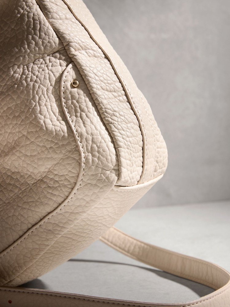 White Messenger Cross-Body Bag - Image 13 of 13