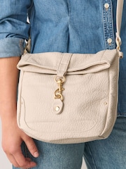 White Messenger Cross-Body Bag - Image 6 of 13