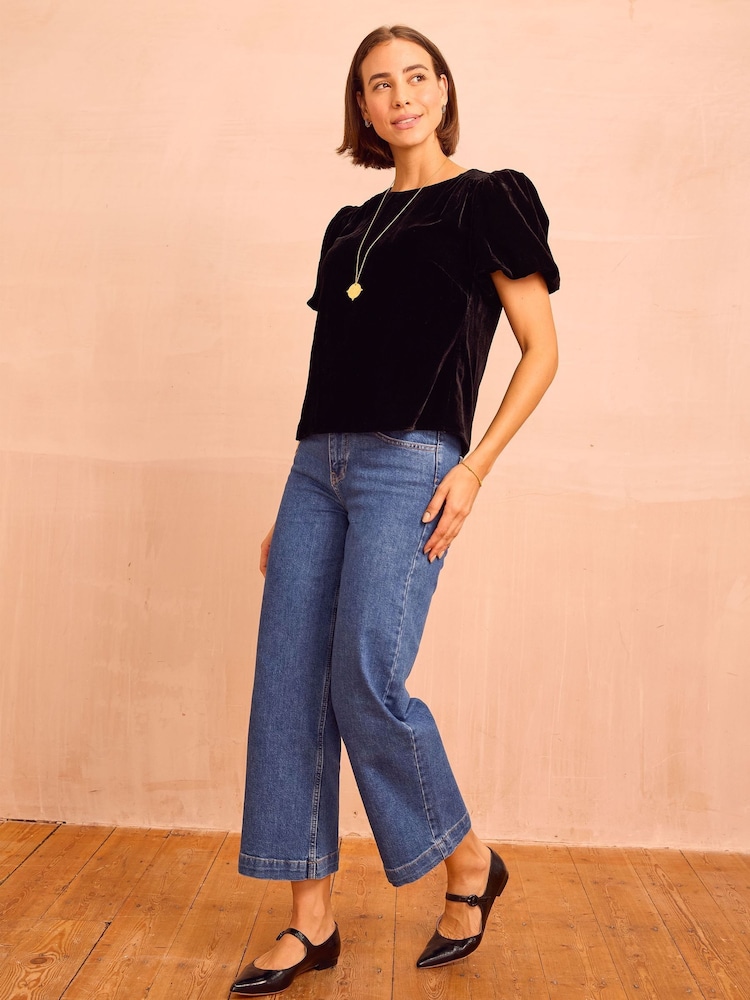 Aspiga Black Dulcie Velvet Puff Sleeve Top - Image 1 of 4 Aspiga Black Dulcie Velvet Puff Sleeve Top - Image 1 of 4