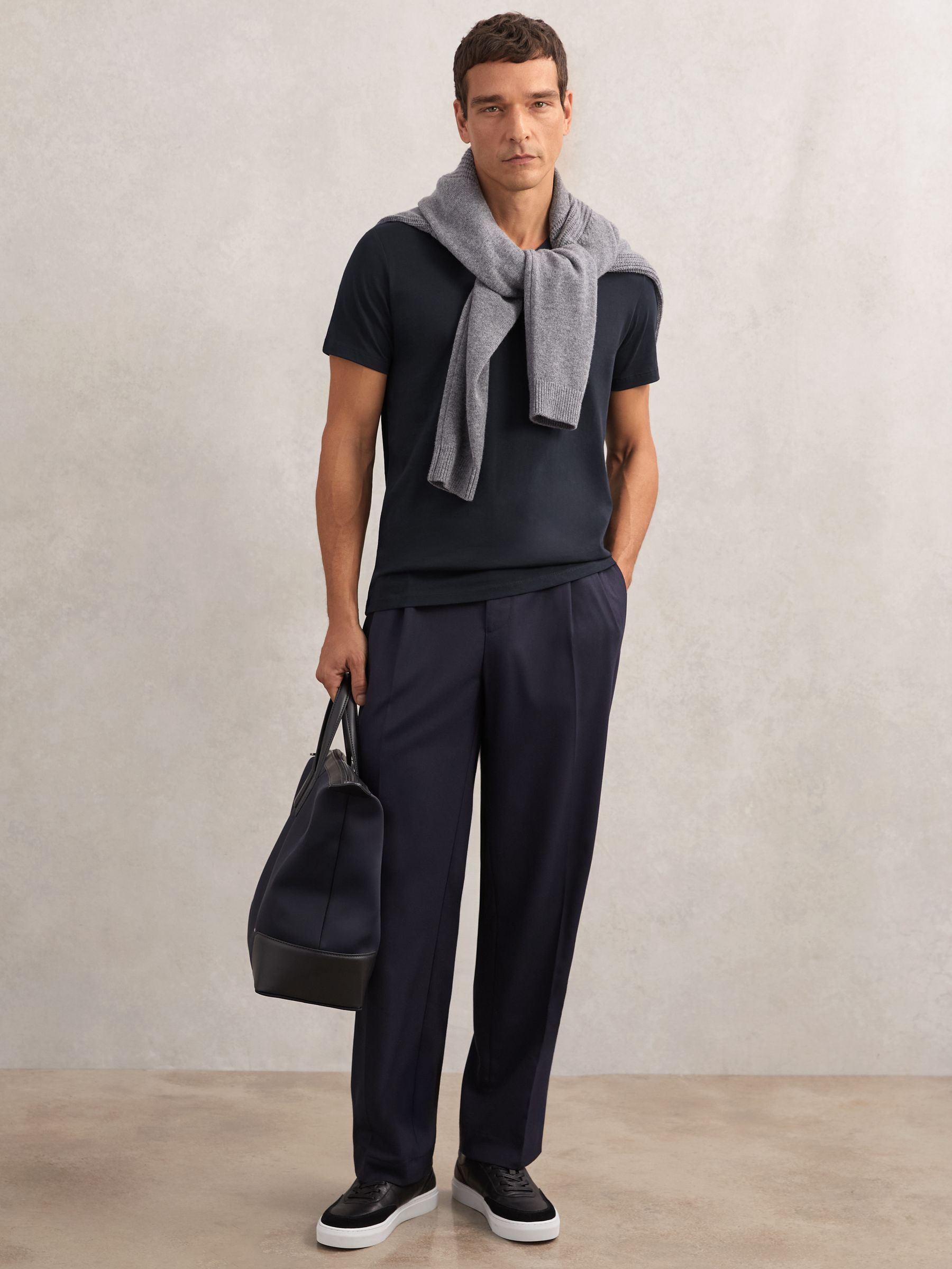 Reiss Navy Blue Cotton V-neck T-shirt In Blue