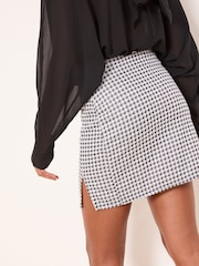 Lipsy Dogtooth Check Split Side Mini Skirt - Image 4 of 4