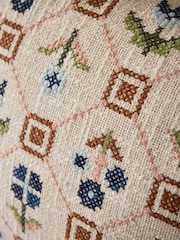 Подушка с цветочным принтом и вышивкой 50 x 50см - Изображение 2 4