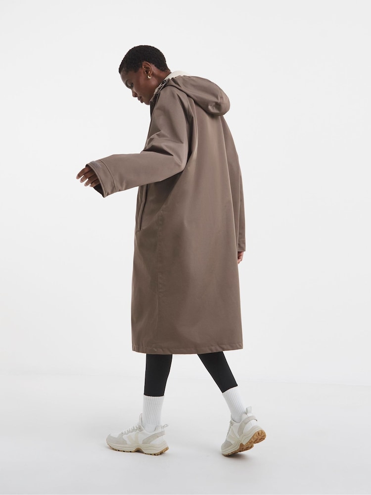 Snowdonia Brown Changing Robe - Image 2 of 4