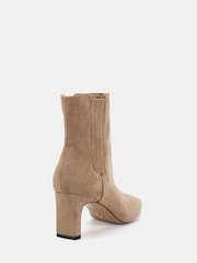 Novo Natural Wide Fit Kara Low Slim Block Heel Sqaure Point Chelsea Ankle Boots - Image 4 of 6