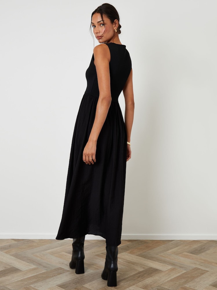 Threadbare Black 2-In-1 Sleeveless Knitted Vest Maxi Dress - Image 2 of 4 Threadbare Black 2-In-1 Sleeveless Knitted Vest Maxi Dress - Image 2 of 4