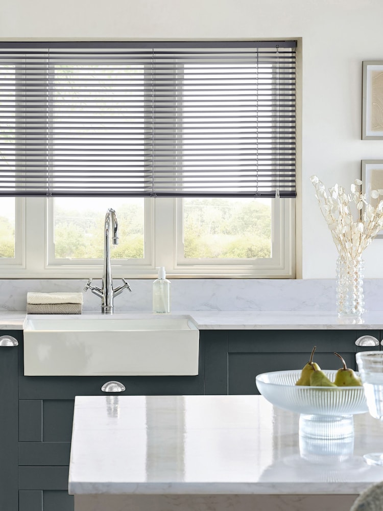 Grey Umbra Made To Measure 25mm Aluminium Venetian Blinds - Image 7 of 7