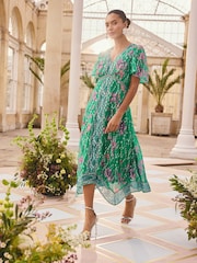 Love & Roses Metallic Trim Hanky Hem Midi Dress - Bild 6 von 6