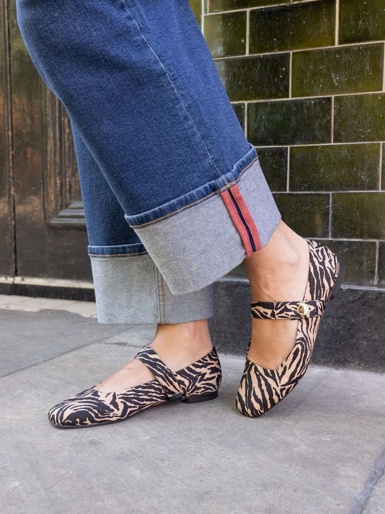 Novo Animal Standard Fit CANDY Mary Jane Stud Flat Shoes - Image 1 of 6 Novo Animal Standard Fit CANDY Mary Jane Stud Flat Shoes - Image 1 of 6
