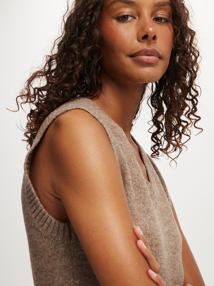 Cotton On Natural Luxe V-Neck Knit Vest - Image 4 of 4