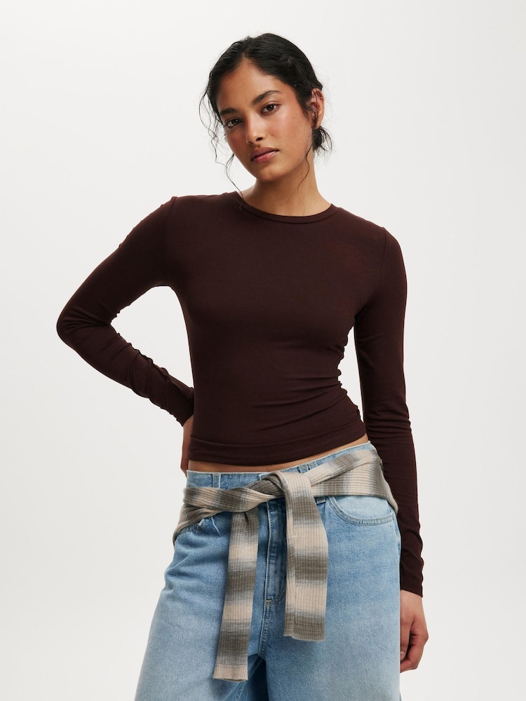 Braun - Cotton On All Day Crew Long Sleeve Top - Bild 1 von 4