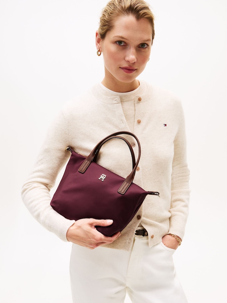 أحمر - حقيبة كبيرة تُعلق حول الجسم بشريط نسيجي Tommy Hilfiger - صورة 5 من 5