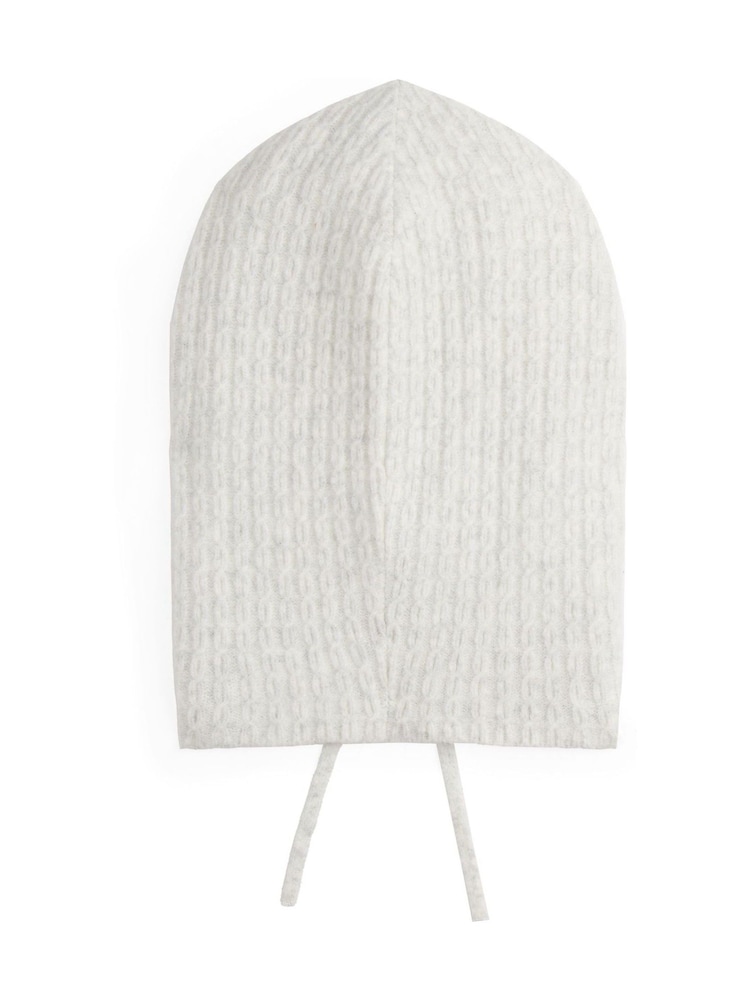 Tommy Hilfiger Grey Flag Cable Knit Balaclava Scarf - Image 2 of 5 Tommy Hilfiger Grey Flag Cable Knit Balaclava Scarf - Image 2 of 5
