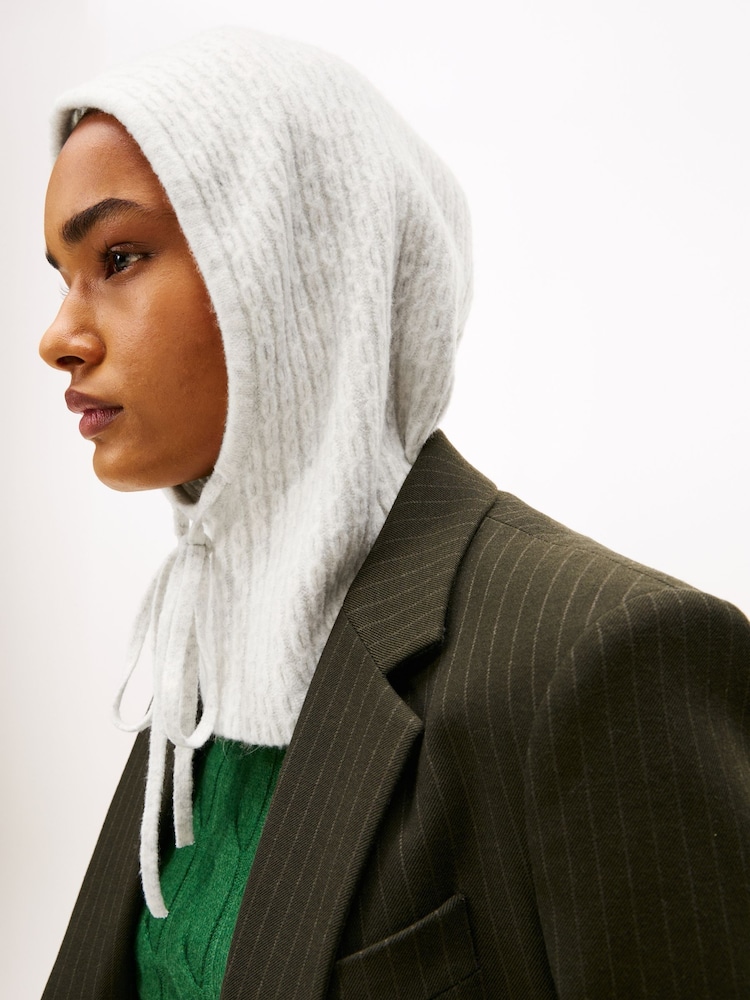 Tommy Hilfiger Grey Flag Cable Knit Balaclava Scarf - Image 5 of 5 Tommy Hilfiger Grey Flag Cable Knit Balaclava Scarf - Image 5 of 5