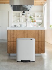 Brabantia White Bo Pedal Bin 2 x 30L - Image 1 of 6