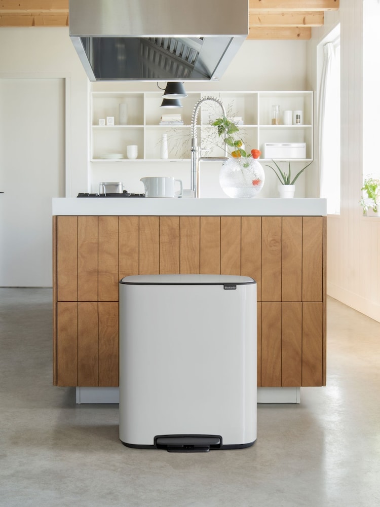 Brabantia White Bo Pedal Bin 2 x 30L - Image 1 of 6