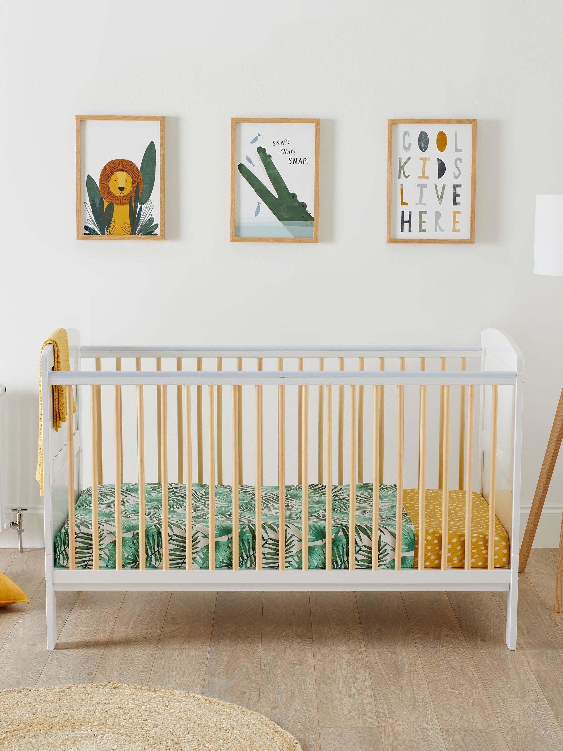 Ickle Bubba Coleby Cot Bed with Premium Sprung Mattress - Scandi White, White - Image 4