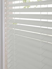 White Vela Made To Measure Perfect Fit 25mm Aluminium Venetian Blinds - Image 6 of 6